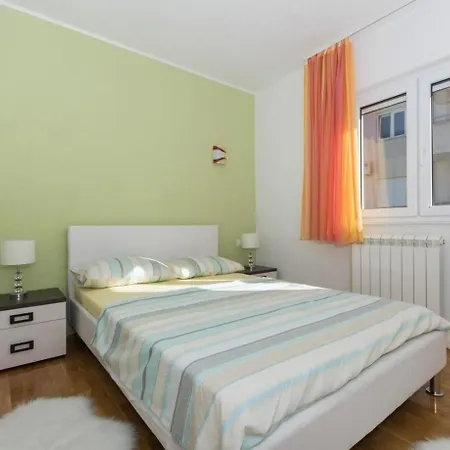 Geraeumige Mit Grill Und Meerblick Apartament *